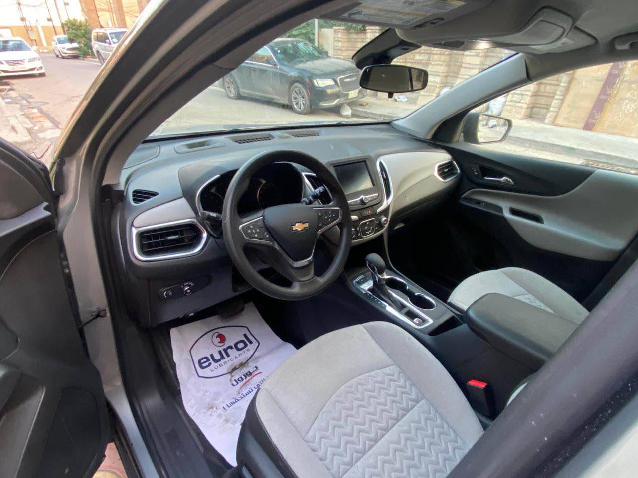 السلام عليكم 
للبيع شوفرليت كوينكس 
موديل 2024
ماشيه 12فقط 
حادث بنيد و جاملغ جهة اليمين فقط
منظومه تبريد راديترات بلاد 
مكينه 1500تيربو 
فور ويل 
سايد بريك بصمه
بصمه تشغيل 
بصمه ابواب 
كشن سائق كهرباء 
اوتو سوت 
مانع انزلاق
تحديد مسار
مود قيادة
السعر   178 مرقم كامل 
مكان  السيارة بغداد
رقم*********** بغداد, العراق
