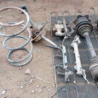 يوجد غرضان سياره مارك زوج درايم شفت خلفي مال كصه وزوج لوي دبل خلفي ولو...