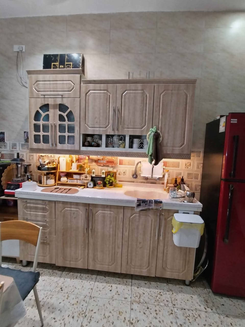 كاونتر جديد جداا استخدام نظيف مع كومدي 
قياس ٢ متر 
عنوان بغداد حي تونس 
سعر ٤٥٠ ألف
واتساب *********** بغداد, العراق
