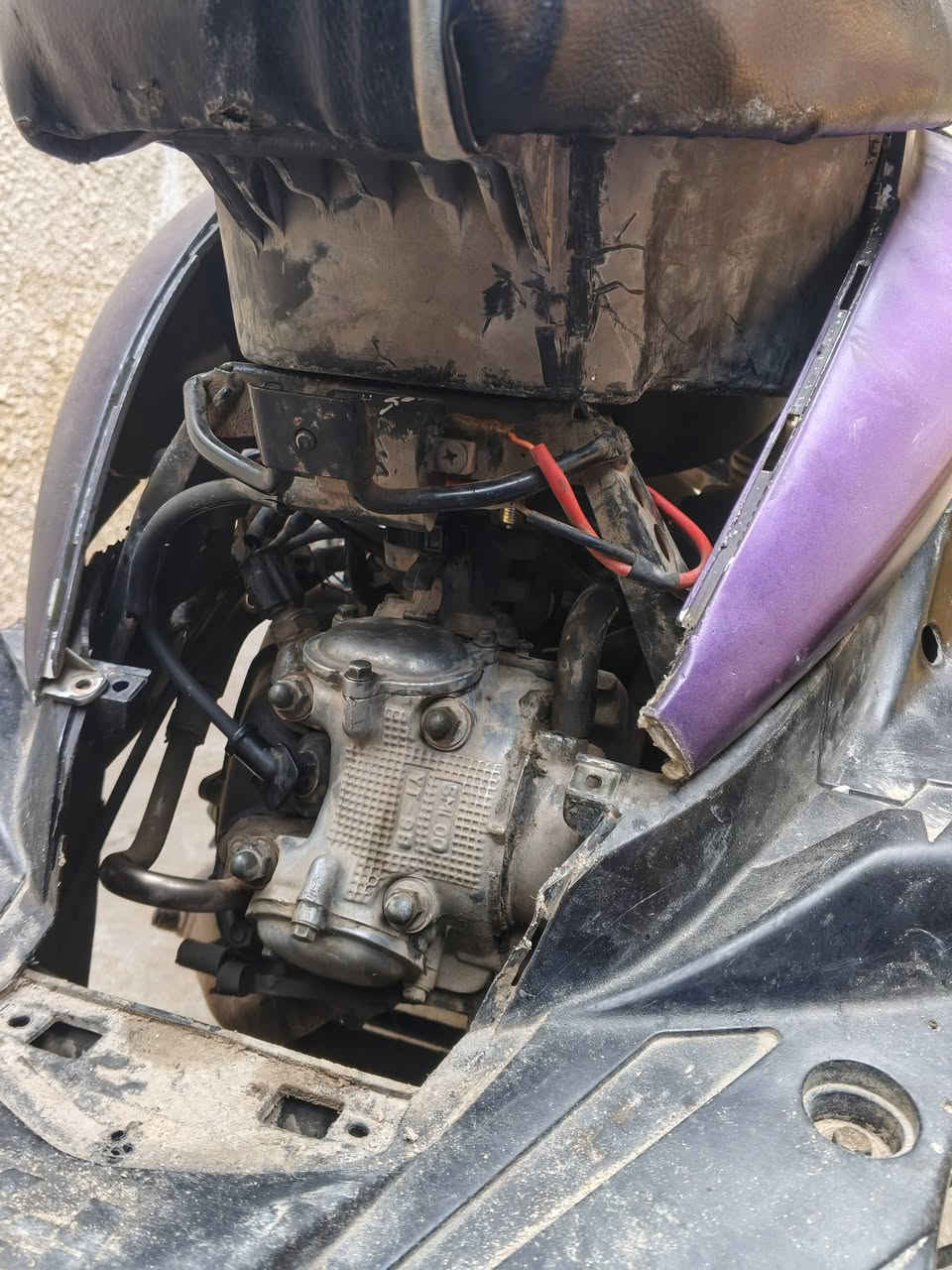 السلام عليكم ثعلب140 دراجة متروكة ابيعلك كوم حديد كهربائيات سلف هندر بس دراجة متروكه صارلها سنه  ماعرف شبيها متشتغل ارجع واكول كوم حديد 175وبيها مجال مكاني بغداد الشعلة *********** مامتوفر فيس فقط واتساب
