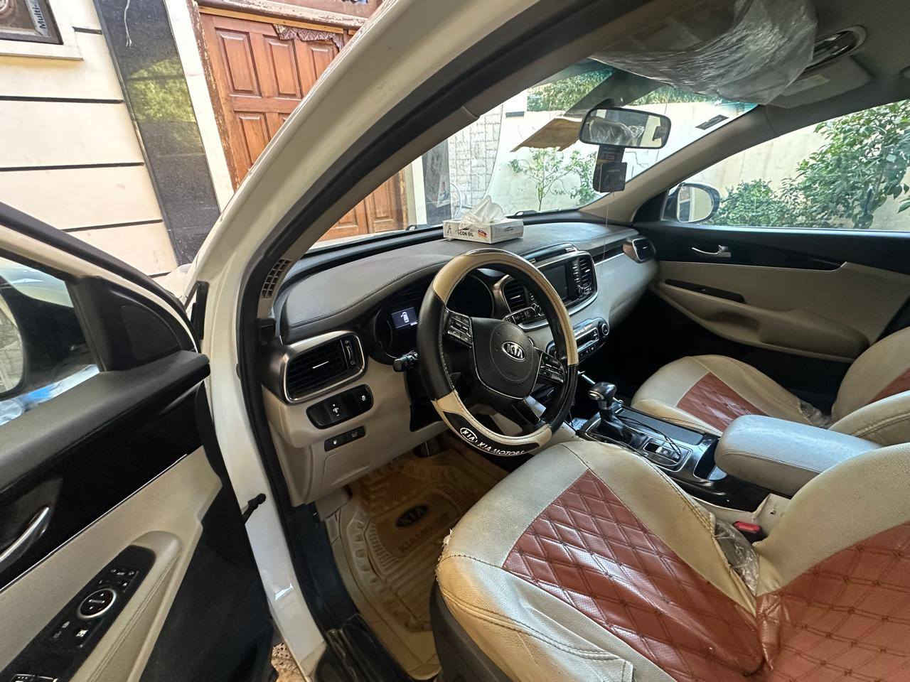 السلام عليكم
سورنتو خليجي  رقم بغداد الانكليزي 2019 فول ماعدا ابانورما 

مكفولة من كلشي بس بيها طخة بالجنطة وصبغ عل كد شبر
6سلندر  

السيارة كلش نضيفة ماشية 98الف كيلو 

السعر 265 ورقة 

الرقم ***********

***********
