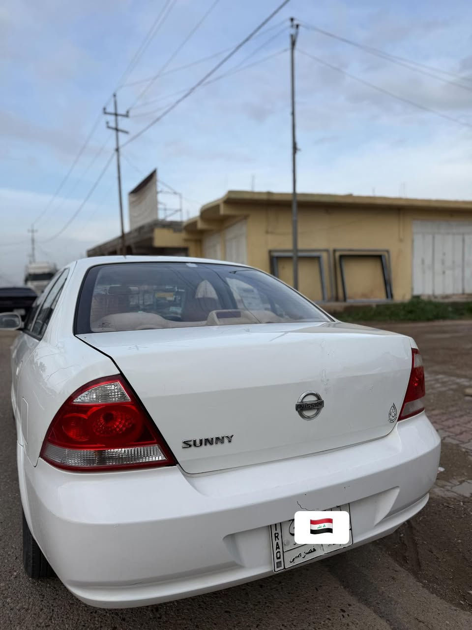 نيسان صني
موديل ٢٠١١
رقم بغداد
حادث امامي مبدل بداية اللغد 
بنيد مبدل نفس اللون 
جاملغ امامي ايمن مصبوغ
السعر ٩٤ ورقة 
للاستفسار ***********
