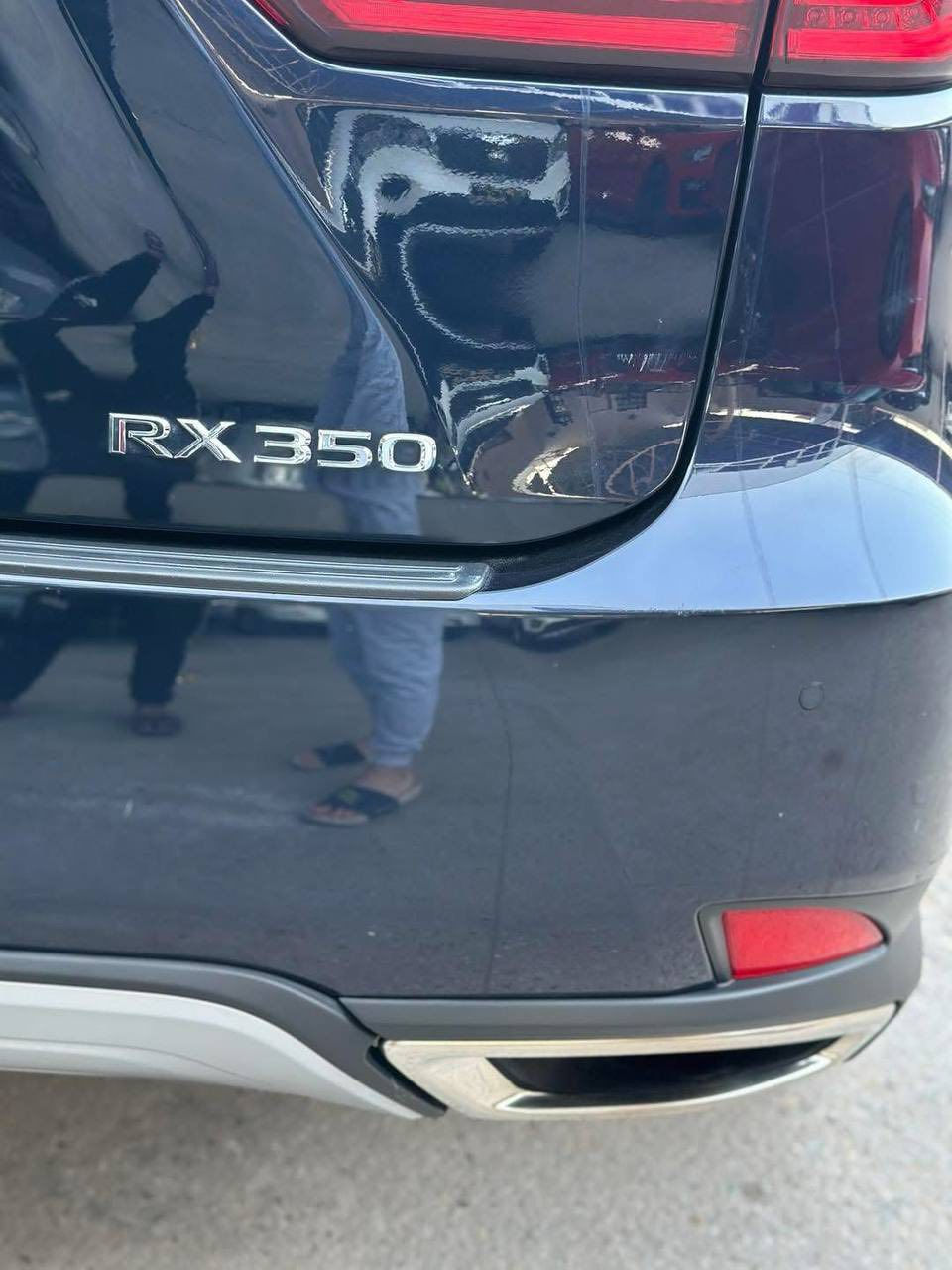 للبيع لكزس موديل 2022 ✅

سعرها ادخل ع رابط https://t.me/carssofiraq/15292

فئة RX350 ..
المواصفات ( فول 1/1 ) 

حجم المحرك 6 سلندر 3.5 

3 انظمه قياده 

صندوق كهرباء

بصمة + تشغيل عن بعد 

سلايد 

كشنات جلد + كهرباء

كشنات تدفئة + تبريد 

قطعتين تبريد 

ماوس للتحكم بأعدادات الشاشة 

3 وضعيات خزن ( ميموري ) للمقاعد + القيادة 

أستيرن متحرك كهربائي + تدفئة 

شحن وايرليس 

المرآة الوسطية أوتو وعاكس للأنارة العالية 

المرآة الجانبية متحركة مع غلق السيارة + قلاب مع وضعية الرجوع الى الخلف 

حساس أمامي + حساس خلفي أوتوبريك 

رادارت أمامي + خلفي والقيادة الذاتية 

والعديد من المواصفات لفئتها .. 

ضرر السيارة دعامية بنيد .. جاملغ بارد 

السيارة رقم  اربيل شرط التحويل
 رقم تلفون ***********
.
.
🚗اعرض سيارتك ع اقوى قناة تلكرام للبيع و شراء سيارات ادخل ع رابط 
👇👇
https://t.me/carssofiraq
