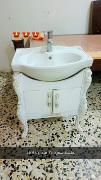 لله شغلات كلهم نضيفه ودرجه اوله طاوله طعام خشب صاج تجنن كلش فخمه  قياس...