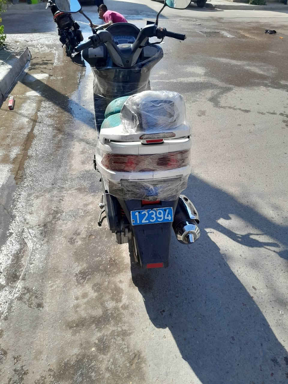 من رخصة صاحب الكروب المحترم سيام R120 كوم حديد ابيع بس فتحه سويج ٢٠٠ وبيهه مجال بغداد الشعب شارع الاسواق المركزية ***********
