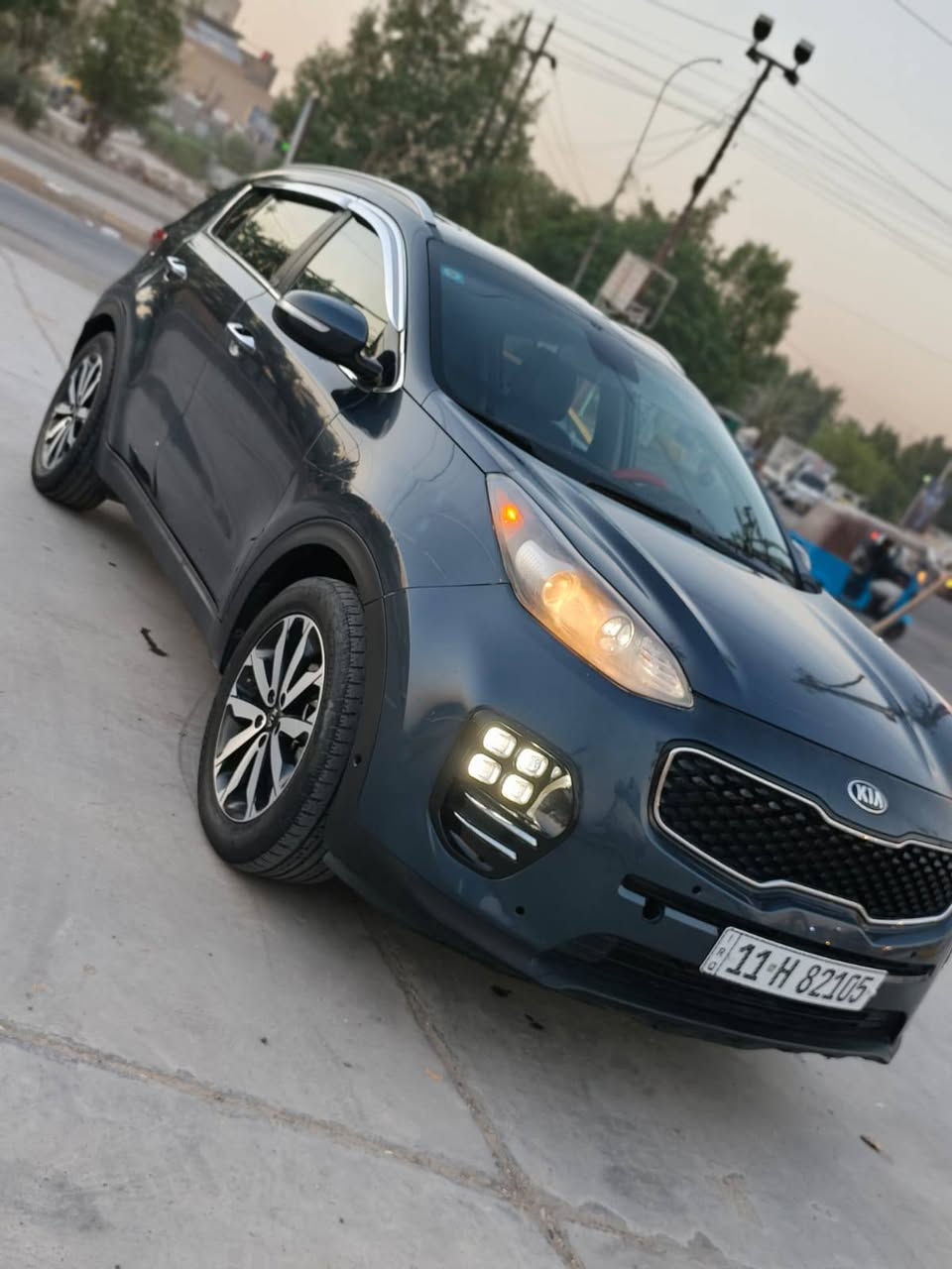 السلام عليكم البيع سبورتج  ماشيه 91 موديل 2018 رقم بغداد الجديد ورارد امريكي حادث بابتين اليمنيه مبدله مكينه 2400 تبريد منضومه غاز جديده قبل شهر  المكان الدوره الاستفسار الاتصال برقم *********** ترهم اقساط ونقد
