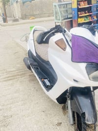 ماجستا للبيع وترهم مراوس تجفيت جديد كلجات جديده تايرات جديده عوزها شغل...