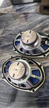 سماعات بيضوي • الباين اصلي • توصيل جميع المحافظات