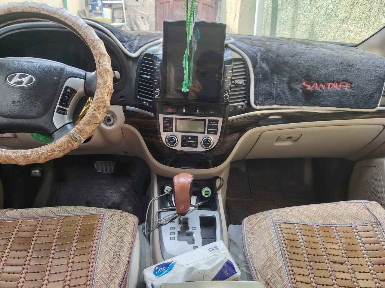 سلام عليكم سنتافيه البيع وارد خليجي ٤سلندر رقم انكليزي أربيل بسمي فول موصفات السعر ١٥٠ مبايل ***********
