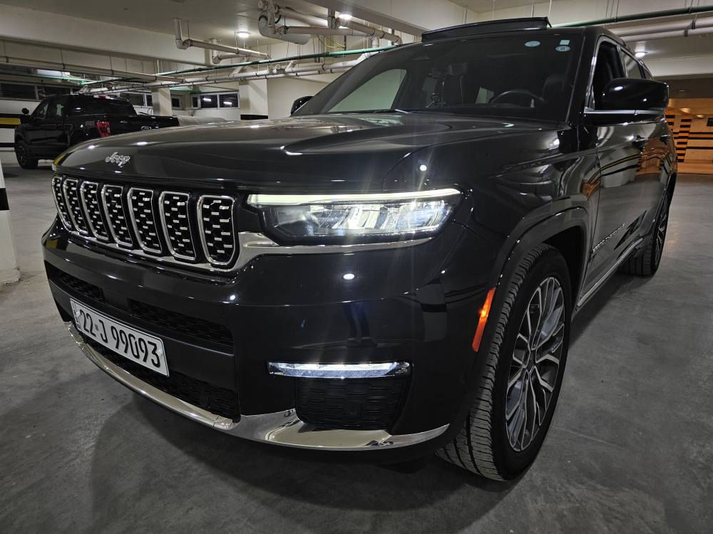 نوع المركبة : جيب كراند شيروكي 7 راكب vip

سنة الصنع : 2022

الممشة : 33 الف كيلو

لون : خارجي اسود ميتلايك داخل اسود بيجي بقلاوة

المواصفات : سومت اعلى فئة بل جيب

بانورما
شاشة سكن مع انارة داخلية
جكات تصعد تنزل مع فور ويل
كشنات كهربائي جلد بقلاوة مساج مع تدفئة مع تبريد امامي خلفي تدفئة سترين حصان خفلي كنشات خفلي تحكم ههربائي
بردات خلفية
سماعات ماكنتوش 12 سماعة
رادار امامي خلفي تحديد مسار
تشغيل عن بعد
شاحن لاسكلي
محرك 3,500
ثلاث وضعيات قيادة
ويل كروم اسود حجم جبير
نقطة عمياء
تبريد قطعتين
اشاير بل مري مع غلق فتح
نضام اوتو هولد
سايد بريك دكمة
هوايا مواصفات سومت

الضرر : امامي بدون ايرباك بدون شاصي وسيارة بدون صبغ من دعامية للدعامية وكل قطع سيارة اصلية شرط الفحص

مكان تسجيل : اربيل مرقم جاهز فحص هزة جديدة

السعر : لمعرفت اسعر اتصل موجود واتساب

للتفاصيل : ***********
