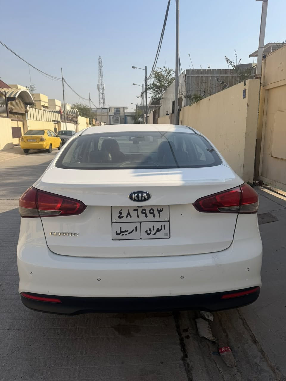 السلام عليكم سيراتو موديل ١٧ رقم اربيل فول لفول بصمه جلد بيجي أشاره ترحيب كأمره حساس امامي خلفي اصلي مو شد خمس تجاوي محرك ١٦٠٠ سياره كفاله ما عده كرتين واحد بقبق الصندوك واحد باب سايق لباقي كفاله ماشيه ١٢٥ الف حقيقي لبصمه الثانيه ما مستعمله السعر ١٤٥ وبيهه مجال قليل الاتصال *********** مكان سياره نجف قريه الغدير
