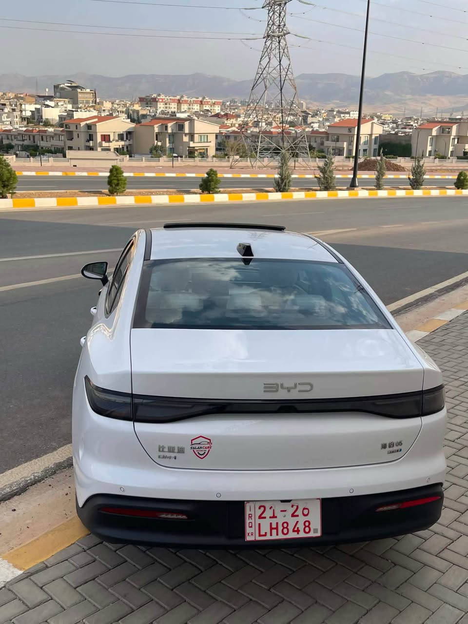 بی وای دی سیل 05 فول مواسفات
سەیارەکە وەک سفرە هیچی نیە 
هەموو شتێکی بەشەرت
فول مواسەفاتە ناوزەرد
چواردە کامێرا رادار حساس 
ژمارە کاتیە 
بۆ نرخ و زانیاری زیاتر پەیوەندی بکە 
*********** السليمانية, العراق
