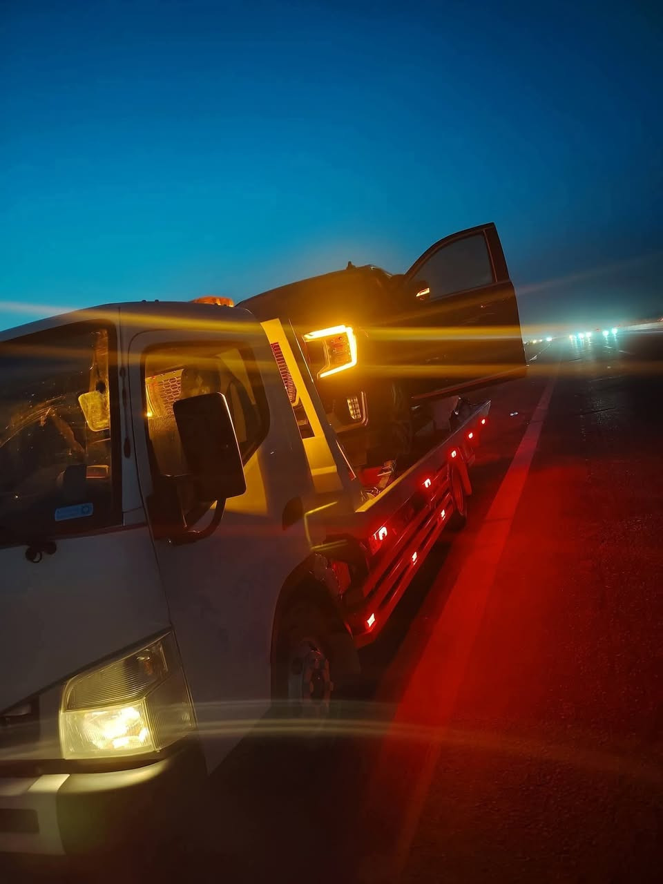 السلام عليكم
كنتر كرين سطحي موديل 2025 
بدي 3جكات عمل درجة اولى 
طول 5 متر 
تايرات جوبلس 
الهاتف ***********
الهاتف ***********
رقم سليمانية تحويل مباشر
