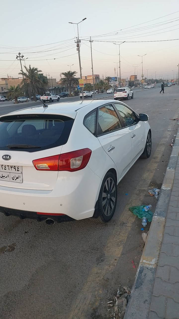 سيراتو 2012 فول عدا البصمة فتحة شفتات تبريد بيانو ثلج خليجي السيارة نظيفة أربيل وكالة مضمونة قطعتين صبغ جاملغ وباب خلفي ماشية 250 ألف محرك 2000 السعر 88 للاستفسار ***********
