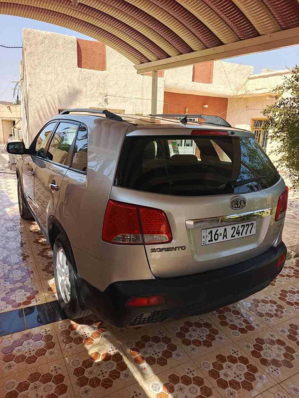 سلام عليكم سورنتو موديل ٢٠١٠ خليجي سنويه جديده رقم قادسيه جديد ماشيه 135محرك ٦سلندر٣٥٠٠ ✈️ حداديه وتايرات وتبريد شرط الفحص جاهزه مال جناي السونار مرفق ويه الصور مكان السياره الديوانية السعر ١٣٨ وبيه مجال بصيط الشراي يتصل على الرقم ***********
