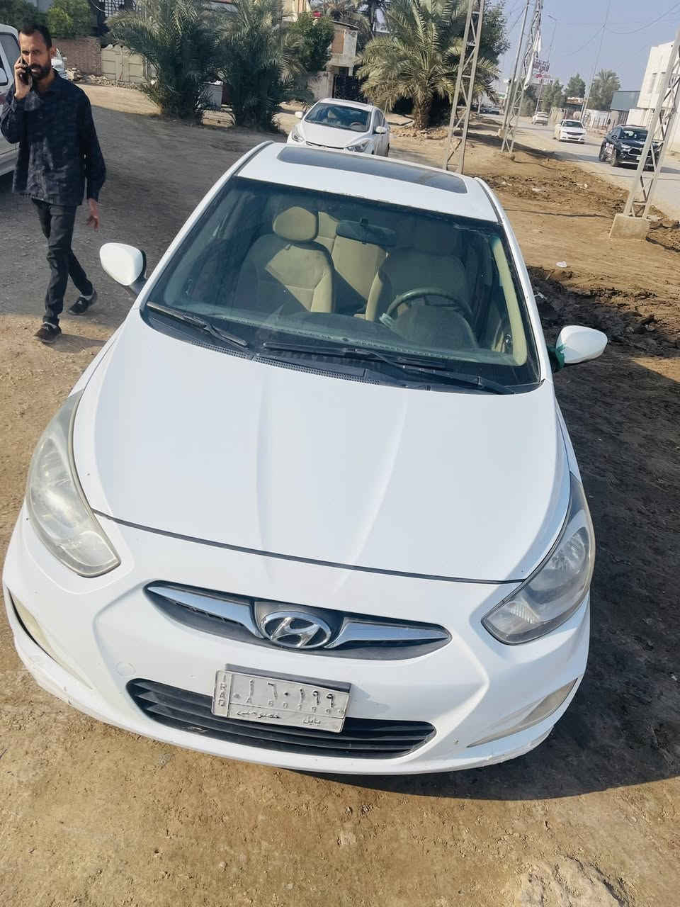 السلام عليكم 
السعر 105
للبيع اكسنت فول خليجي موديل 2014
محرك 1600دبل قطره كير AT مكفولات

كلشي بيه موضح بالسونار 
مواصفات 
فتحه
سلايت 
ويل كروم
تحكم ستيرن 
كاميرا 
وشاشه 
اشاير بالمري 
رقم بابل مشروع وطني تحويل ثاني يوم بيع فقط رايده 105
***********
