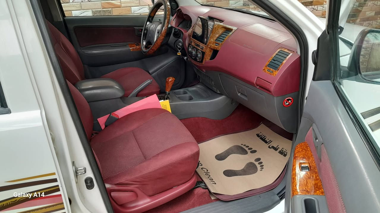 السلام عليكم بيكم فلاونزة هايلوكس موديل 2015 كويتي شاصي 19 سياره مكفولة من صبغ و تبديل فقط بارد أجزاء سياره مع 3 قطع فك تركيب محرك مامفتوح كير اتوماتيك  رقم بغداد وسونار موجود بل منشور  السعر 205 اوبيه مجال  العنوان بغداد رقم الهاتف ***********
