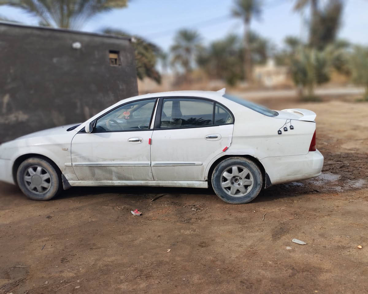 السلام عليكم سياره دايو ماكنوس كوري موديل 2000 محرك كورلا 1800 كيرمحرك نضيف كهربائيات دواخل نضيفه تخم تاير جديد رقم نكليزي سنويه 2030 مكان كربلاء السعر 40 وبيه مجال. *********** تصل مارد خاص
