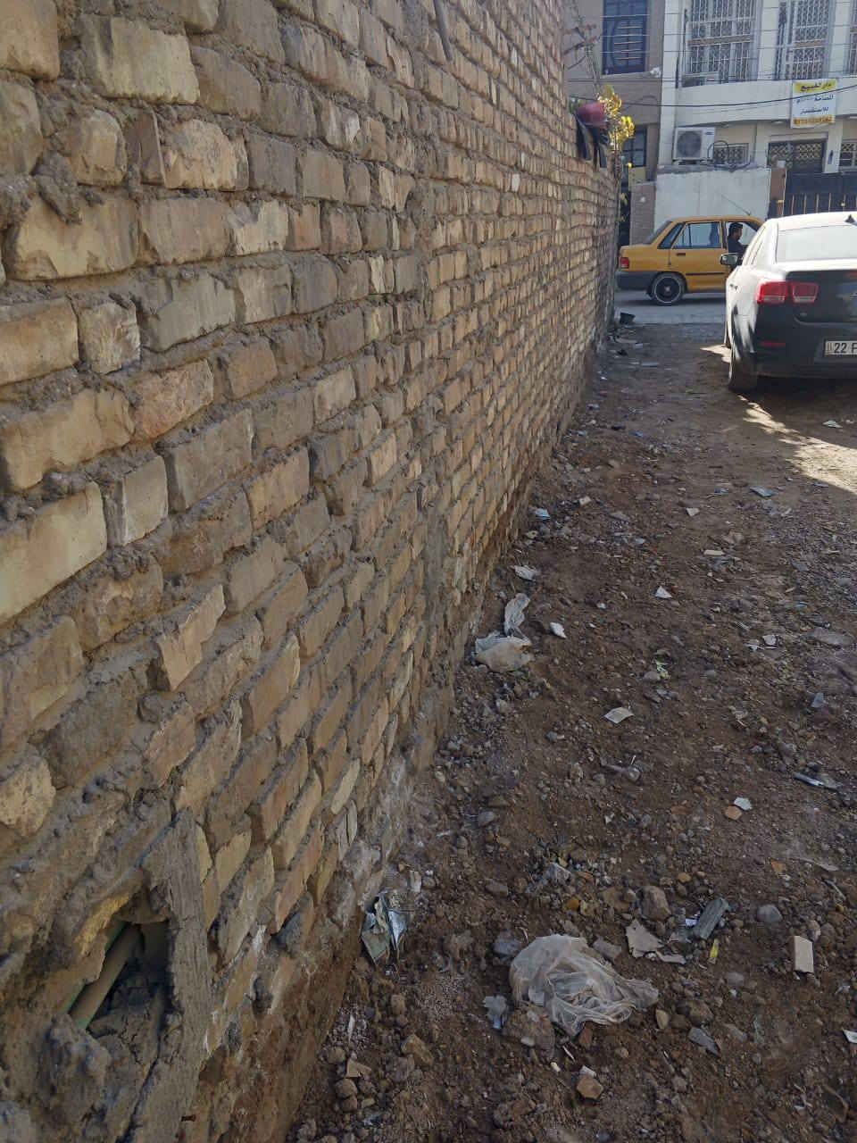 باثنين على تسعه قطعه 100 متر للبيع***********
