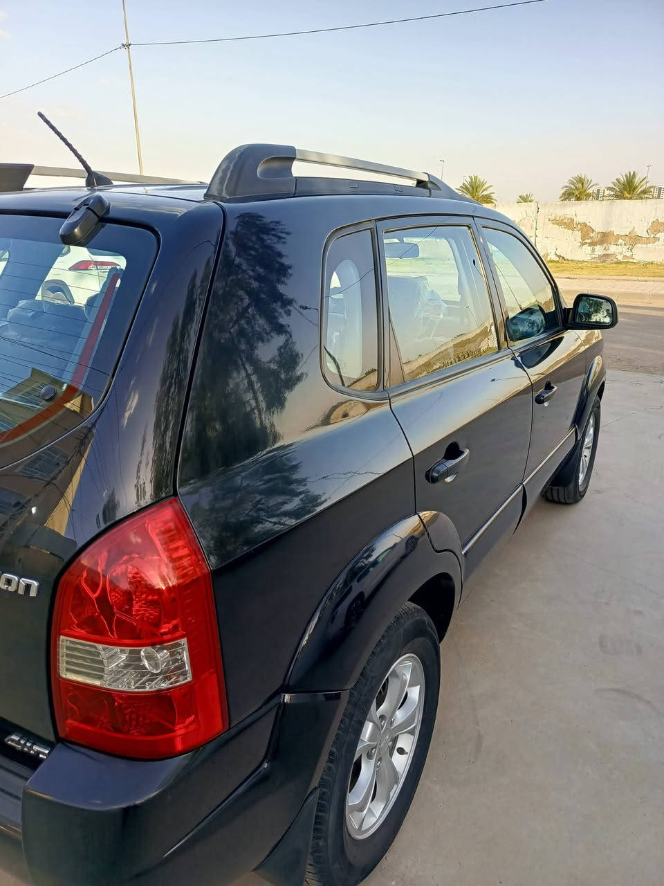 توسان موديل 2009 استيراد الشركة الدولية باسمي رقم أوربي مكفولة فور ويل وضع شركة محرك 2000المرغوب للبيع او المراوس ب سورنتو أو تويوتا مكان السيارة بغداد العامرية نهاية شارع المنظمة عثمان الالوسي ***********/***********
