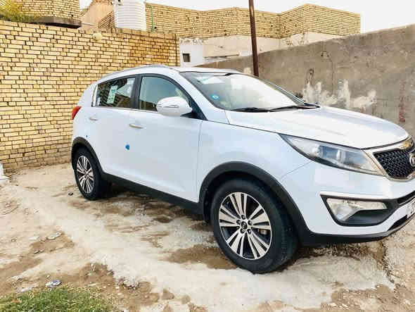 ألسلام عليكم كيا سبورتج للبيع 2016 خليجي السياره مكفوله كفاله عامه 
سياره جديده بمعنه الكلمه احته كتلوكات شركه موجوده 
مواصفات 
حساس خلفي 
كروز سرعة تحكم استيرن جهتين
مري شفط 
اشاير بالمري
ويل كروم 
كامره بالمرايا 
محرك 2400 دوش 
ماشيه 120حقيقي 
120 دك جرص 
مكينه وكير مكفولات وضع شركه 
حداديه 100٪100
سياره بأسمي رقم ذي قار 
السعر170 وبيها مجال
الاستفسار ‏‪
***********
‏
