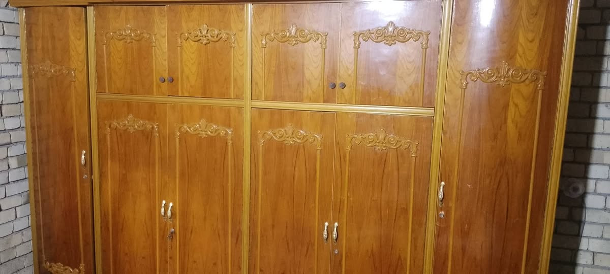 السلام عليكم غرفه للبيع مستعمله ***********
