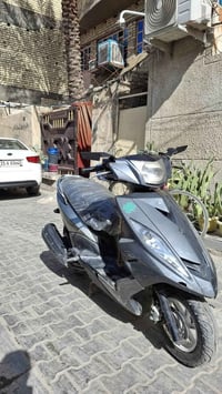 دراجة GTR نضيفة كفرات مختمة كهربائيات كلها شغاله قفل جنطة استيرن العدا...