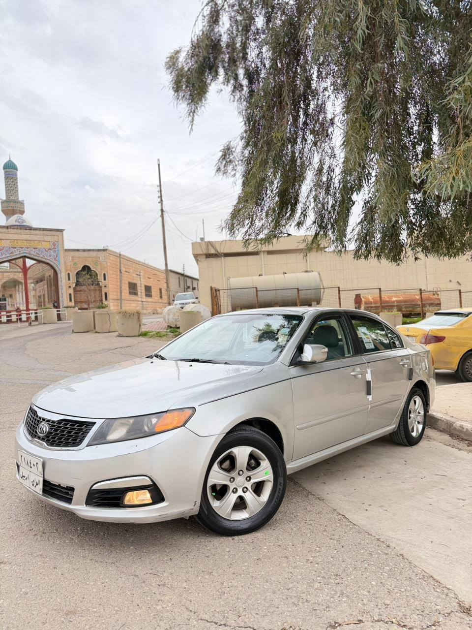 سلام عليكم
كيا اوبتما لوتز ٢٠٠٩  محرك دوش 
رقم اربيل سنويه جديده  يعني ماتكلف بتحويل  باسم كردي  تحويل وكاله ماكو مشكله 
بيها مكانات صبغ ابيعلك عام بدون  شواصي بدون لغود بدون حوض بشرط
موةصفات لايت لد بك لايت لد تحكم ستيرن  ويل كب  حساسات 
سياره كير مكينه جديد توهن مشدودات
برغي مابيها نقص
عارضها ٨٦ ومجال بسيط
شراي يجي يشوف سياره ويدلل
مكاني بغداد الدوره 
***********
