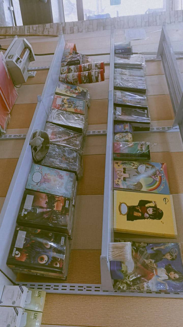 السلام عليكم
بسبب الوعود الكاذبه اككسورات للبيع شلع قلع ابيهن 
لطبلي اريد هاي وريد ذيج ابيع شلع 
ورفوف هم للبيع ***********
