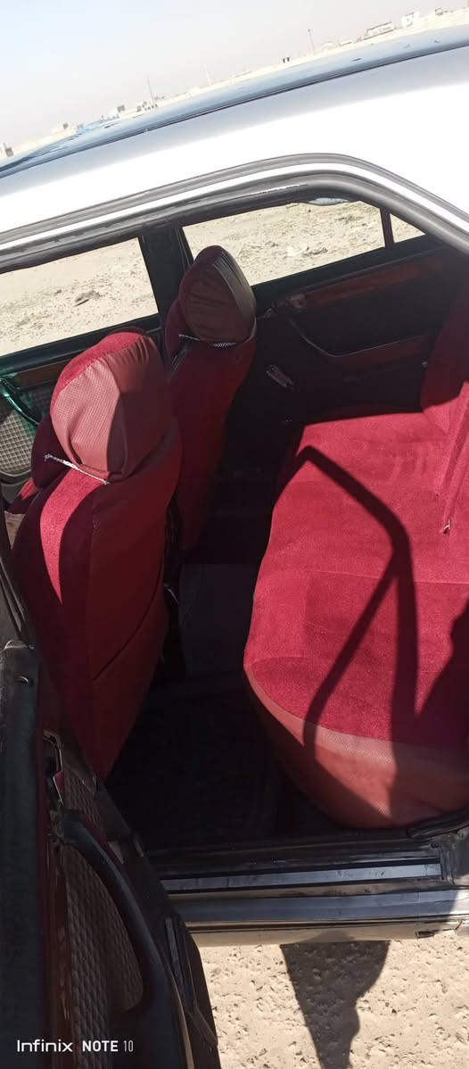 سلام عليكم ورحمه الله وبركاته البيع مارسدس دب السياره صبغ عام كير ومحرك شرط محرك فيفيتي تبريد ثلج تدفئة شغاله صدر امامي خلفي جدد شرط وكالة وتحويل كهربايته كلها شغاله تواير ربعتهن جدد السعر المطلوب 45 ورقة بيه مجال شي قليل رقم الهاتف *********** *********** خابر ودلل حياكم الله جميعا
