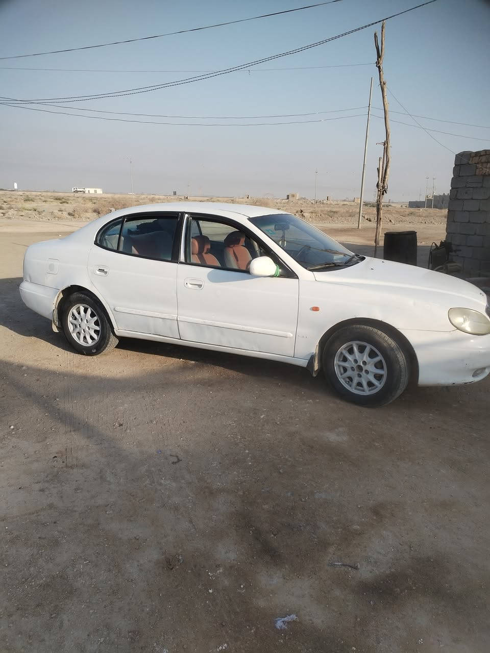 دايو لكنز موديل 2000 بأسمي مشروع وطني رقم نكليزي مكينه وكير خير من الله مكاني ناصريه ترهم مراوس سعرها 35 وبيها مجال الاتصال ***********
