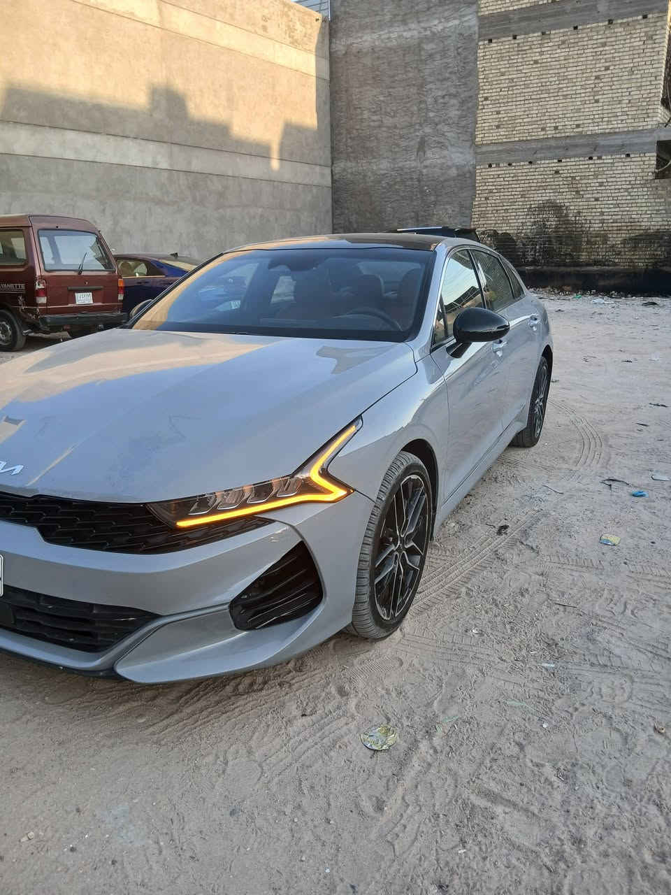 كيا فايف مديل2024 مكينه تيربو ٢٥٠٠ فول موصفات ضبع ٣ قطع ماشية٧الف بدون رقم سعر(١٦٥$) مكان السيارة بغداد ستفسار تصل ***********
