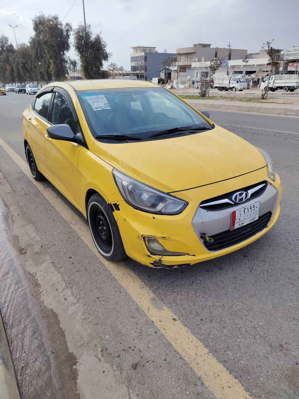 اكسنت 2012 نينوى مضلع
وارد امريكي محرك 16 شرط كير شرط طخم تاير جديد
طخم جديد اربعه دسك هيئه قرامه صفر شرط التحويل  مبدل بيها جاملقات الأمامي بدون داخل وبيها معجون بل ابواب فقط سقف تكم شرط +كابون بيها السعر 78 وبيها مجال قليل
رقم الهاتف ***********... ***********
