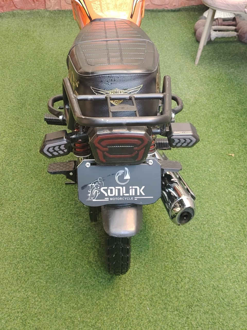 سلام عليكم دراجه ايراني موديل ٢٠٢٥جديده ماناقصه اي شي سعره 850قفل دراجه مال رمبه مال رمبه  مكاني الاعضميه رقم لميعجبه سعر رجأن لايعلق يعبر لمنشور وشراي عيوني اله ***********
