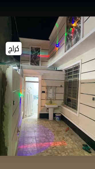 بيت للبيع مساحة 144متر 4غرف حمام 2 طابق1  
طابق ثاني البيت كله صب عندك بس غرفة عكاده قديمة الموقع مدينة الصدر قطاع 27 
لللاستفسار :***********
