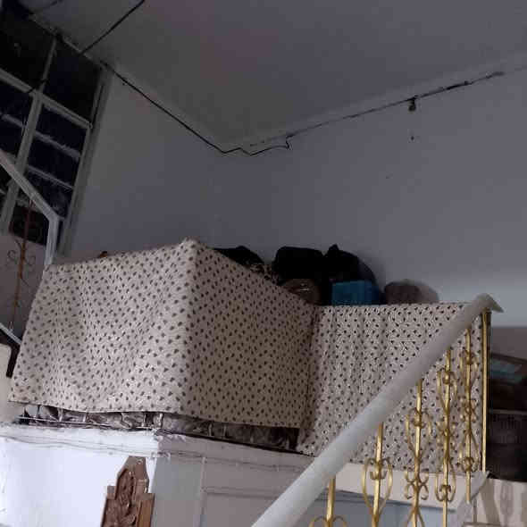 سلام عليكم بيت للبيع  اركوازي كيعان حجي وريا مساحه 120م 
اي استفسار 

***********
