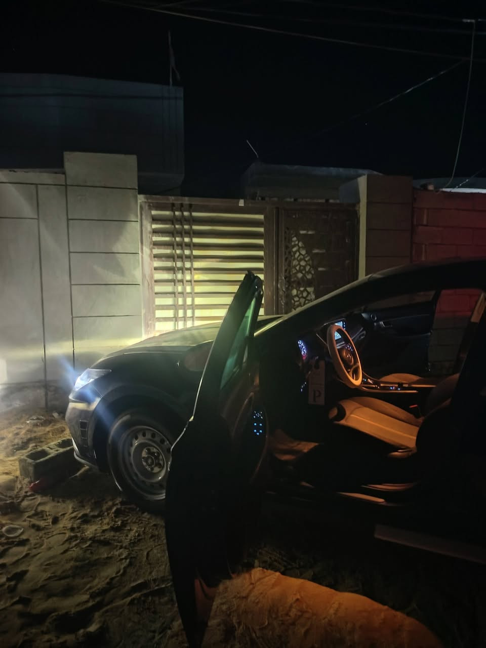 ياالله سلام عليكم سوناته للبيع 2021معوقين وراد امريكي ضرر جاملغ وبنيد وبيه طخه بين لباب لوره وجاملغ صبغ سياره مكينه 2500v4جاهزه كير محرك حداديه تبريد تايرات نص عمر موصفات سياره 
كامره دواره 
كير لمس 
عدم انزلاق 
تحديد مسار 
مثبت سرعه 
اربع انضمه قياده معروفه موصفات لامريكي سياره جاهزه للخير جديده ماشه 190ترهم مراوس بتكسي اوبتما سوناته
وترهم بيع سعر خاص او تصل مكاني دوانيه البدير اي ستفسار ***********
