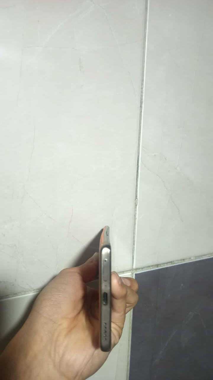 HONOR X9C
سعر 210قفل غراض كامله مع كفرين حمايه ولاصق مضلل
*********** واتساب
