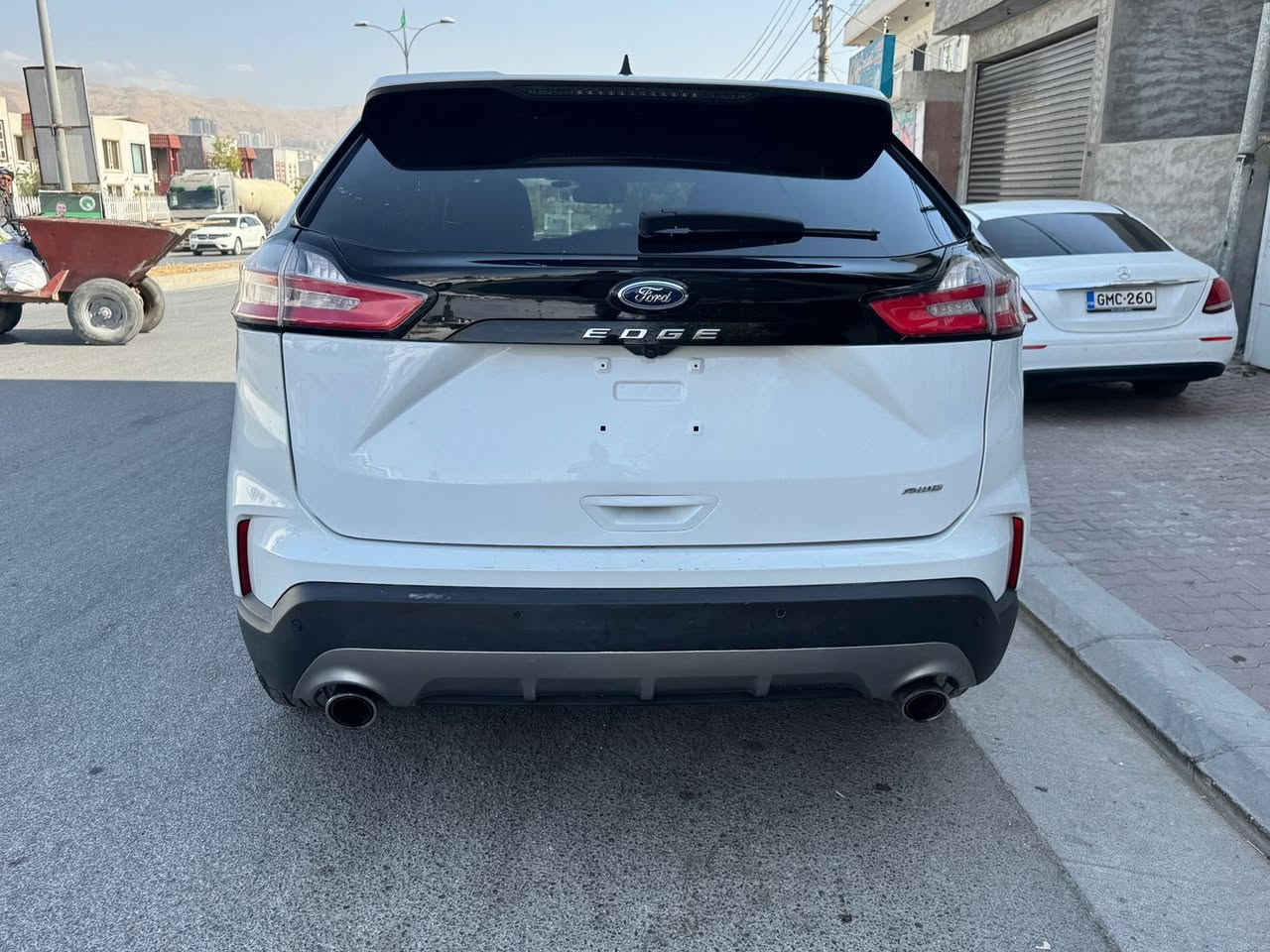 سلام وعليكم اخوان من رخصة ادمين محترم
فورد ايدج موديل ٢٠٢٤ فوربايفور فقط شبر صبغ بالصندوق بدون دواخل بدون ايرباك كدام ورا كبس بصمه شغال اوتوسبورت شاشه كبير كامل رادار ماشي ١٤٠٠٠ مايل
سعر ١٨٢$
للاستفسار ***********
