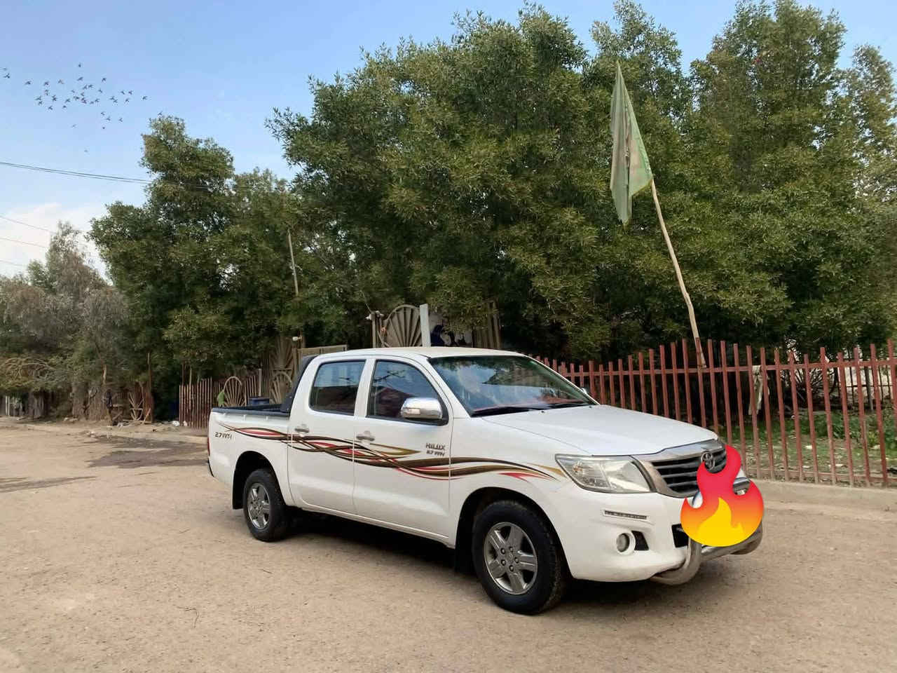 سلام عليكم عندي سياره البيع بيكم موديل 2015 رقم أربيل كير وتماتيك ماشيه99 ألف تحويل مباشر كوتي شاصي 19 سياره جديده وحلوه مكفول سبير مانازل عنوان بغداد ولشراي يتصل على *********** 
السعر 100 مستعجل عندي مريض
