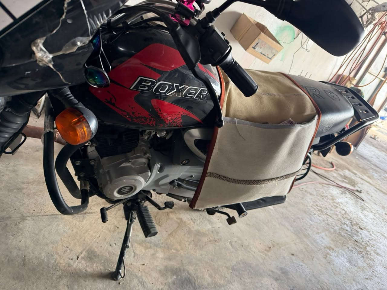 مكلف بالنشر غير متواجد على فيسبوك فقط وتساب ***********
للبيع بوكسر جبلي٢٣ جديد ماشي٦الف فقط

رقم بغداد بسم ولد من بغداد تروح تحول كبل بوجهك 

قفل سعر نهائي ٢٣٥٠ يعني ((مليونين و٣٥٠الف ))

قفل ماكو هيج سعر امنت لله متوازي ودبيعه

***********
