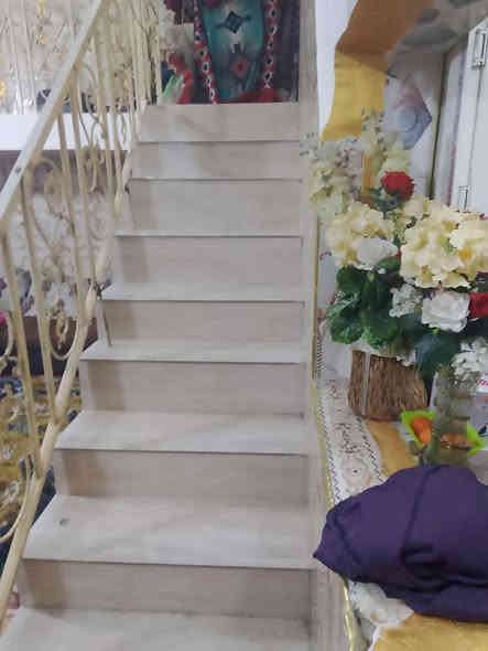 للبيع بيت  اصلاح زراعي مساحته 140متر حله 
ابو خستاوي شارع منصور السماك قرب اسواق ابو غدير سعره 15 للاتصال على 
‏‪0783 849 4183‬‏
