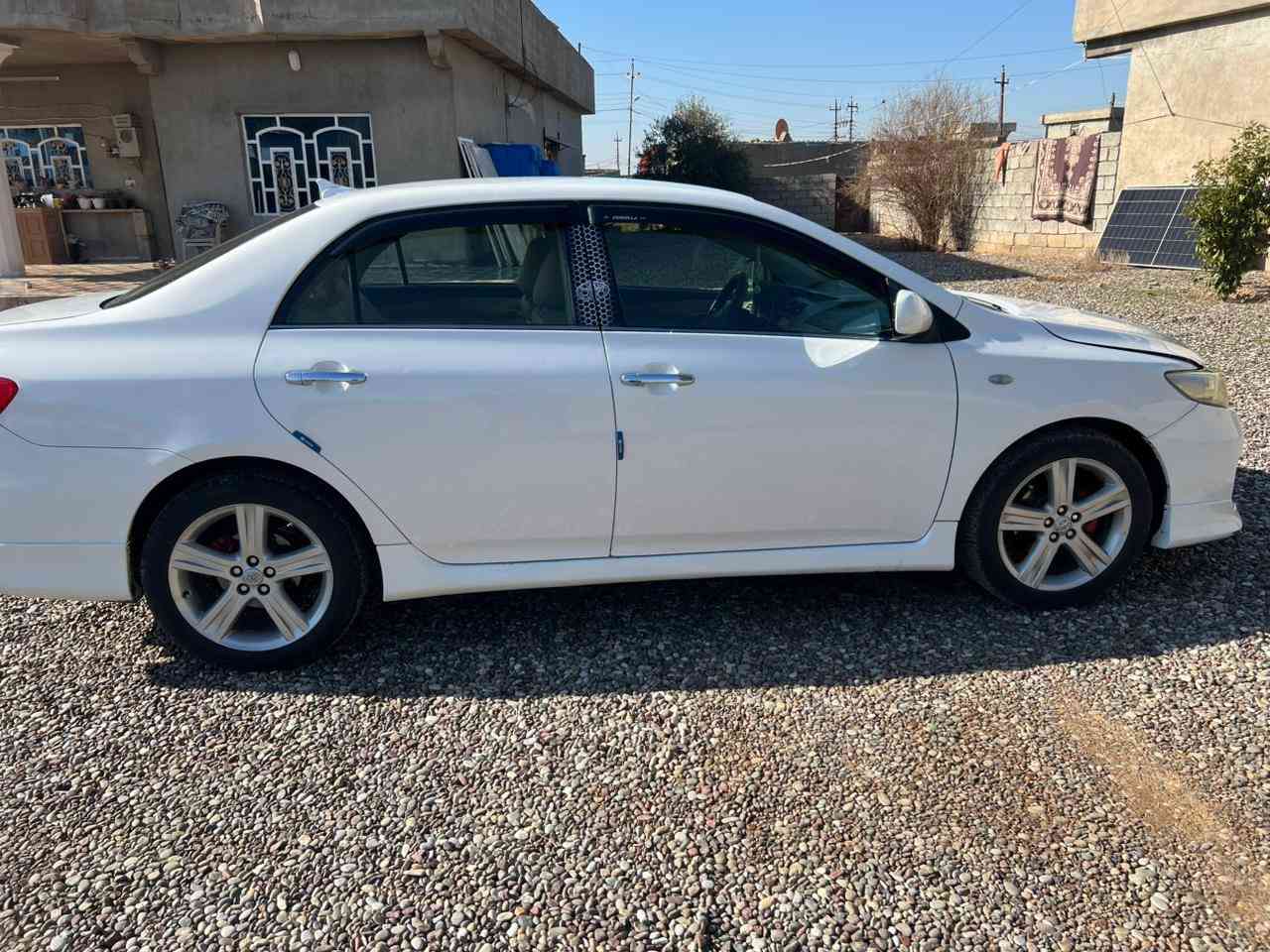 كورلا للبيع /موديل 2013/ محرك 18/ للستفسار والنتصال عل رقم /‭0773 696 2207
