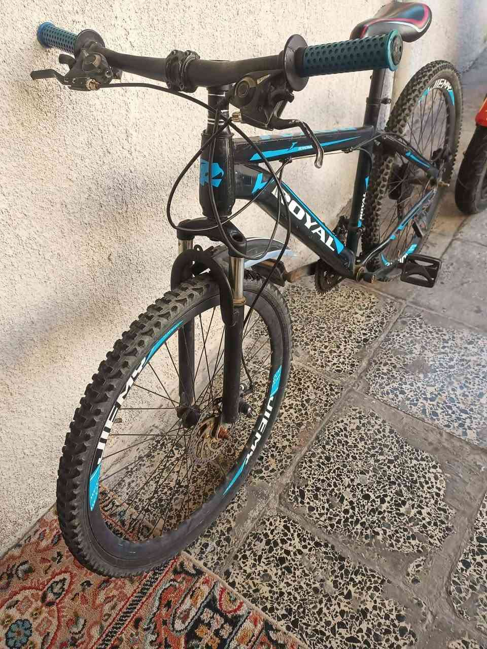 بايسكل رياضي للبيع مابي اي نقص كامل بريكات كامله سعر50 وبي مجال مكاني بغداد حي العامل
رقم0773428089موجود واتساب


**إذا كنت صاحب هذا الإعلان وتريد حذفه لأي سبب، رجاءا أرسل رسالة إلى الدعم الفني**