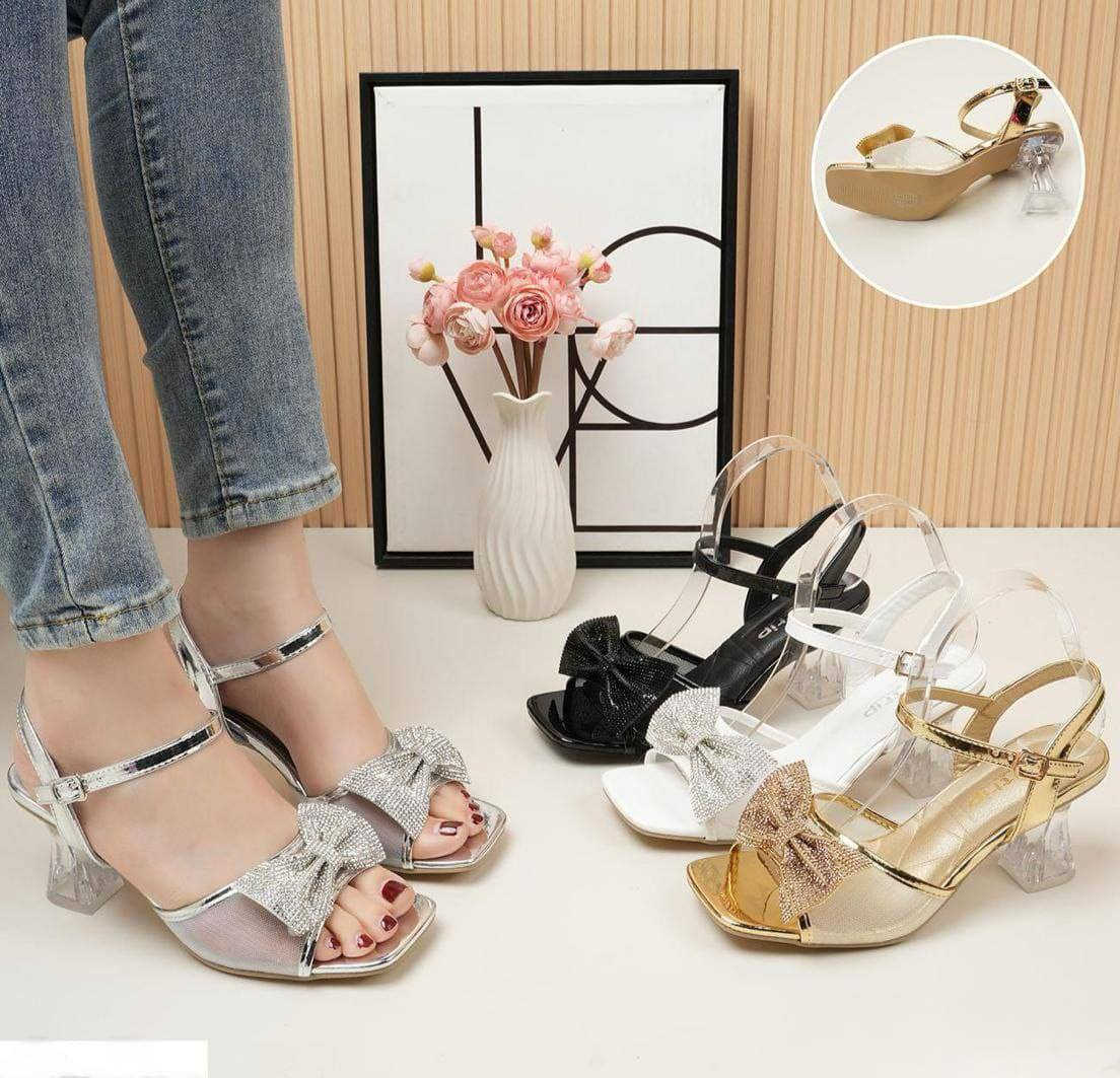 القياسات
38-39-40-41-42


**إذا كنت صاحب هذا الإعلان وتريد حذفه لأي سبب، رجاءا أرسل رسالة إلى الدعم الفني**