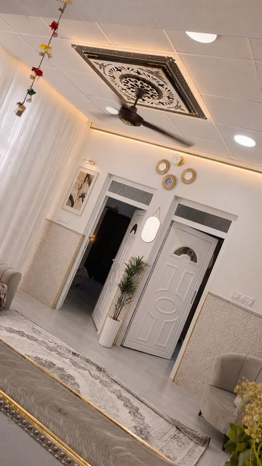 البيت للبيع اتصال فقط شراي رجاء
البيت مساحته 300متر سند زراعي 25عنوان كفاح شمالي  اقرب داله يم عشيره سفر شارع ماي كهرباء فول فقط واجها بيت هيكل السعر استفسار رقم ***********
