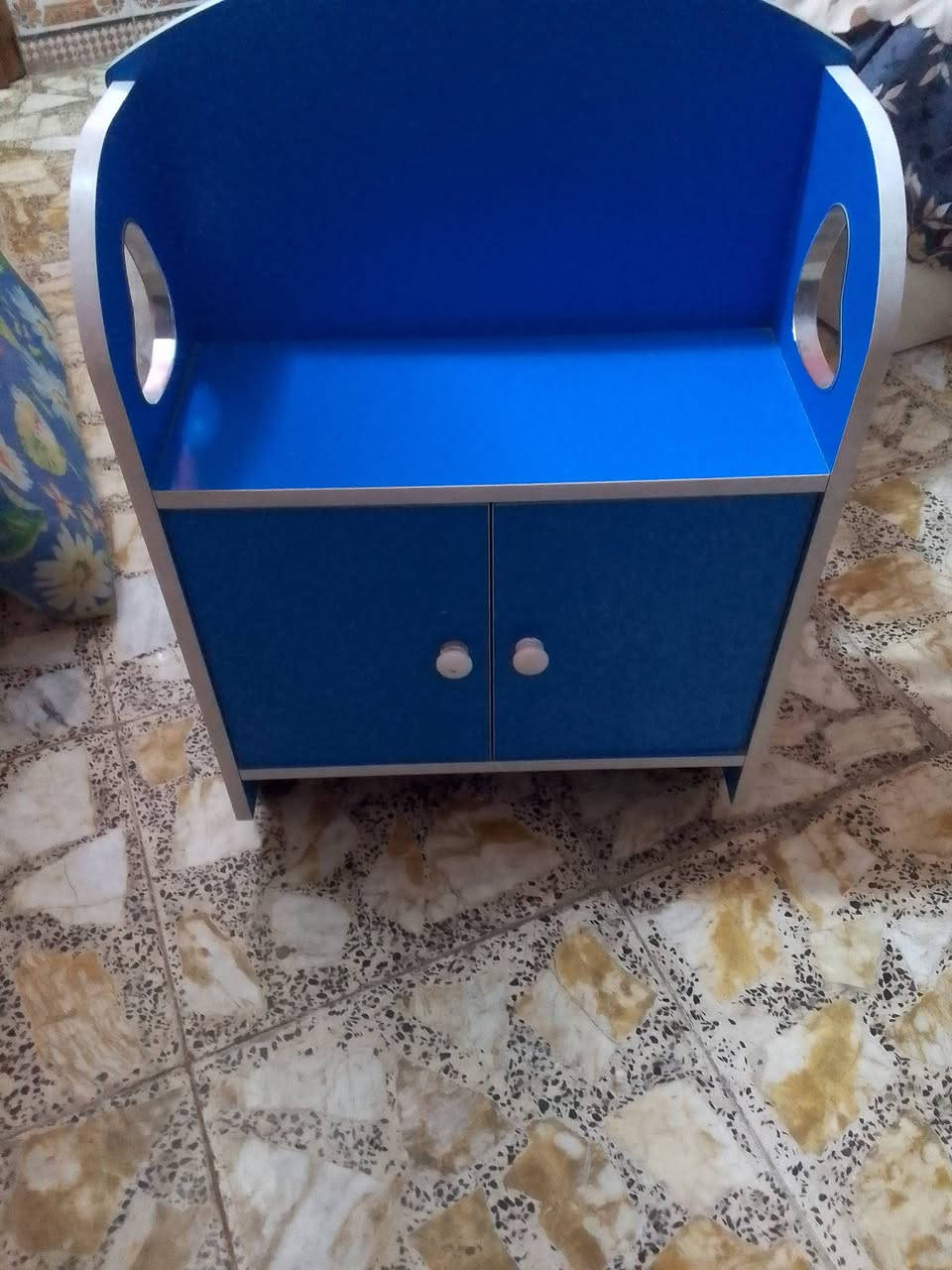 السلام عليكم كاروك مستعمل للبيع السعر 50الف‏‪***********‬‏
