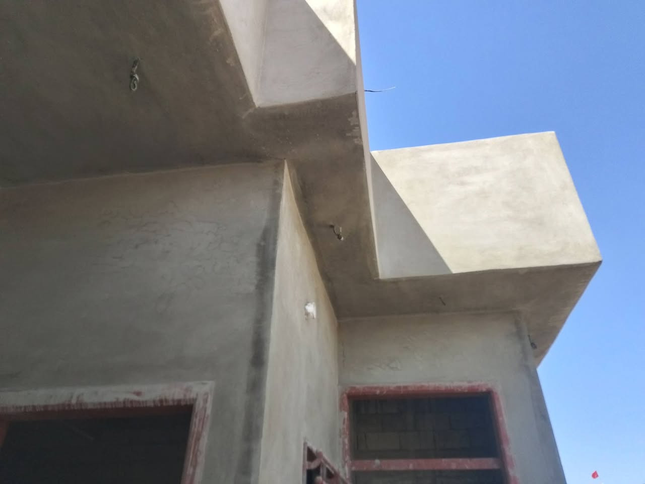 سلام عليكم اسطه لبخ درجه اولى بئسعار مناسبه سعر المتر 2500...رقم ***********
