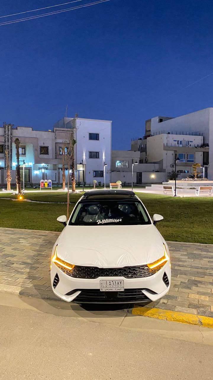 السلام عليكم

كيا 2021 K5 EX فول مواصفات واحد على واحد مكفوله كفاله عامه داخله تقرير مياهه تعمل وتسير والسياره قطره مااي ما داخللهه شرط الفحص رقم بصرة معوقين بعدد سنه تصير حره وكاله عامه الك السياره بدون حادث كفاله عامه 

المواصفات EX فول 1/1. 

1- بصمة ابواب + تشغيل عن بعد. 

2- شاشة حجم كبير + داخل صاج ملكي. 

3- رادار امامي وجانبي وخلفي و بريك طوارئ وحساسات خلفيه. 

4- هاندبريك بصمة +ميموري كشن + تبريد وتدفئه كشنات وتدفئه استيرن + كشنات الاماميه كهرباااء.+شحن واير ليس. 

5- صندوق ذكي يفتح عند الاقتراب

6- بك عادي

7- ويل كب  كروم

8- تبريد شاشة منفصل+ قطعتين تبريد. 

10- سياقة الكترونية + تحديد مسار.  

12-  نظام الترحيب الصوتي + الشاشات. 

13-  اناره داخليه لمس + اضائة غرفه 7 الوان. 

14- 4 وضعيات قيادة بل ماوس 

15-اوتو هولد للتوقف الالكتروني بل ازدحام. 

16- محرك 1600 turbo 

17-كامرة خلفيه

ملاحضة هاي السيارة تعتبر اعلى فئة وبعدد بيهه موصفات 

185  بيهة مجال بسيط حك الجيه

مكاني البصرة

*********** البصرة, العراق
