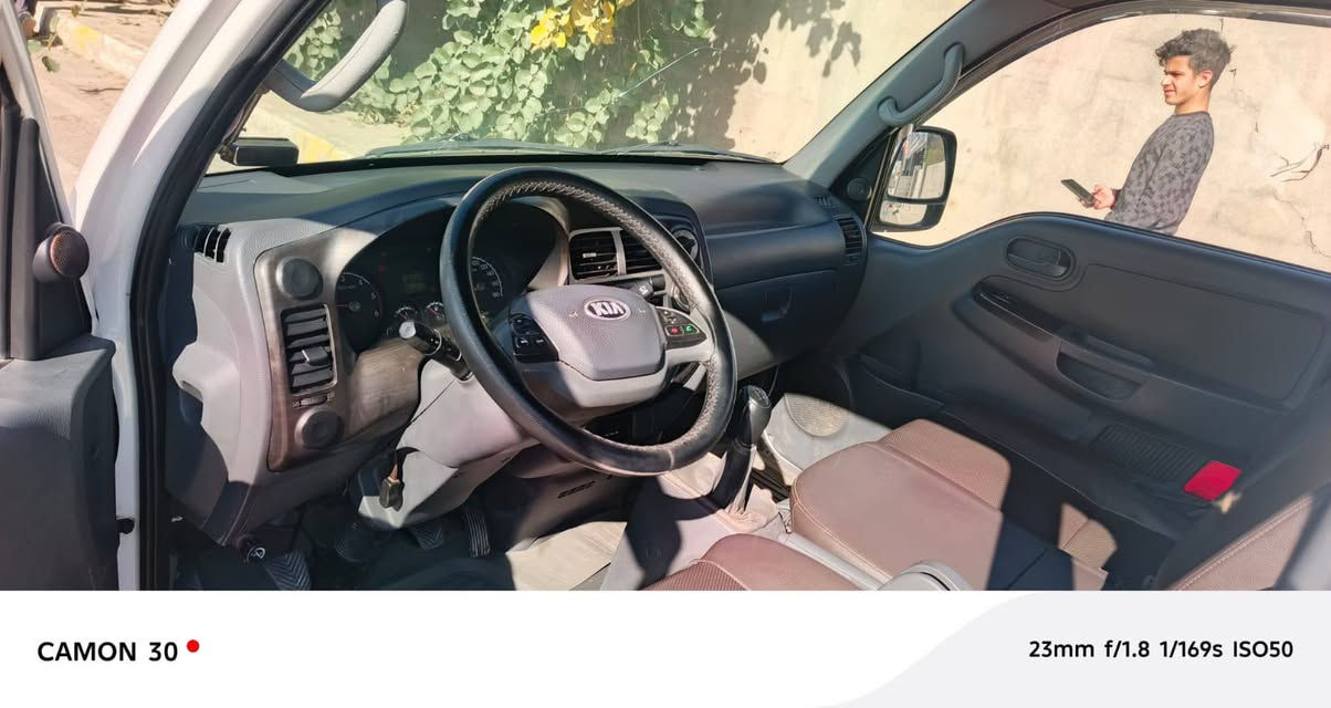 سلام عليكم
من رخصة الادمن 
كيا حمل موديل 20170 بغداد باسمي سياره ع وضع شركه صبانه ماممدوده عليه كشر محرك كير شاصي كلهن ع شركه ماشيه 155 الف حقيقي سياره ع وضع شركه 
سعر 127 وبيه مجال قليل 
مكان فلوجه كورنيش 
‏‪***********‬‏
